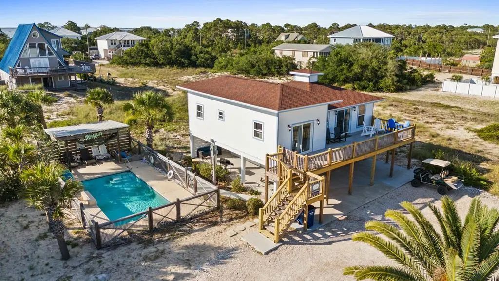 533 W Gulf Beach Dr, St. George Island