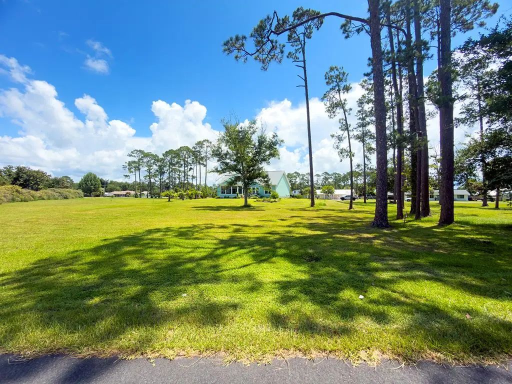 109 Dupont Dr, Port St. Joe