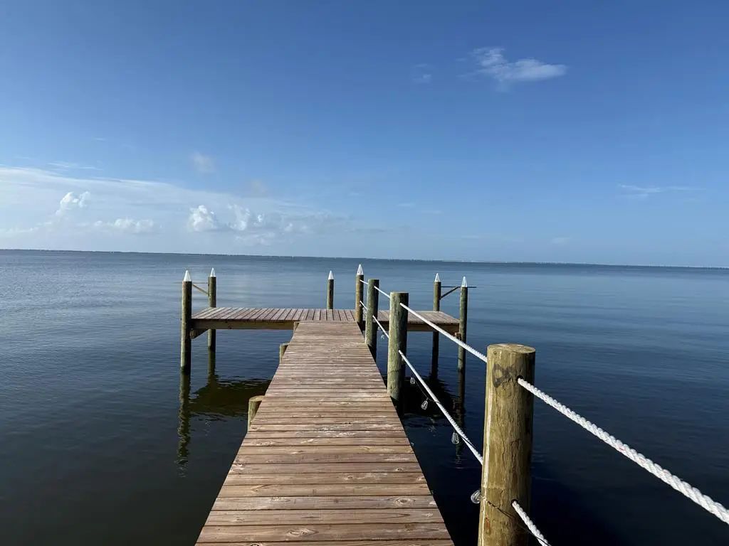 9 Hammock Cove Rd, Eastpoint