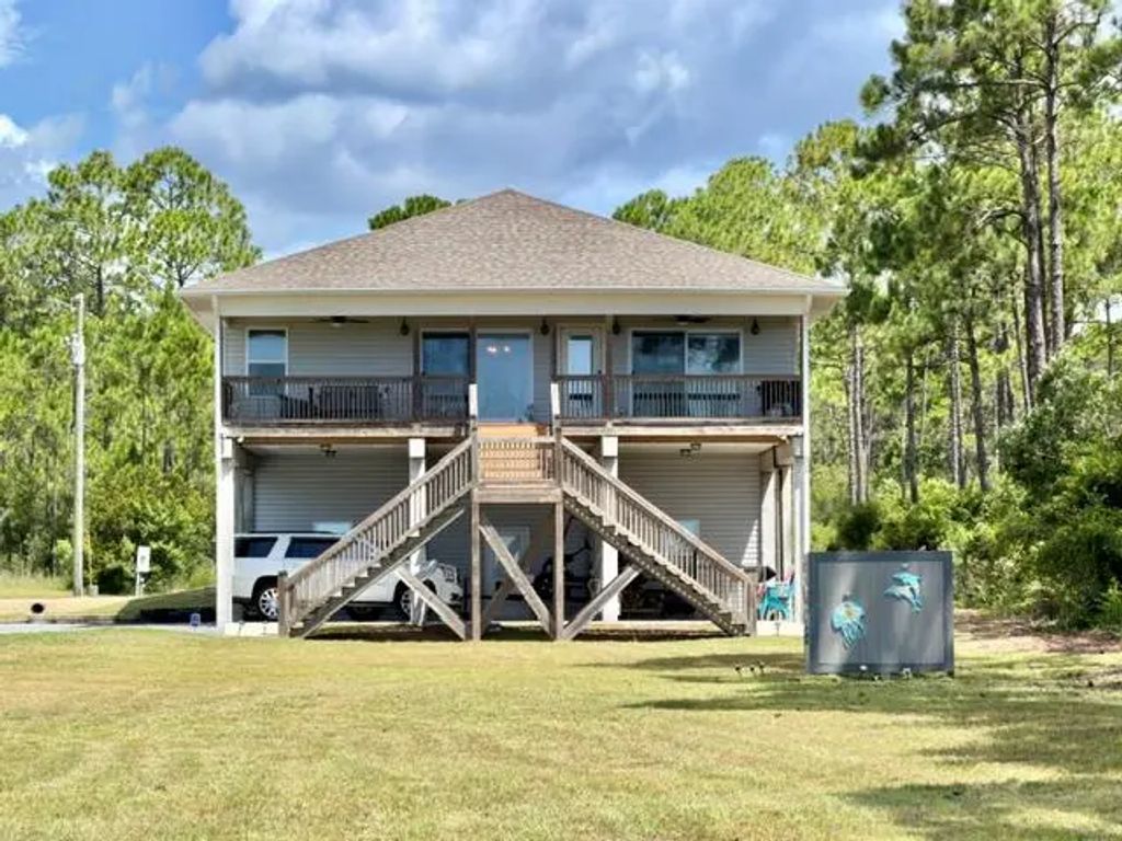 10 Ciera Ln, Eastpoint