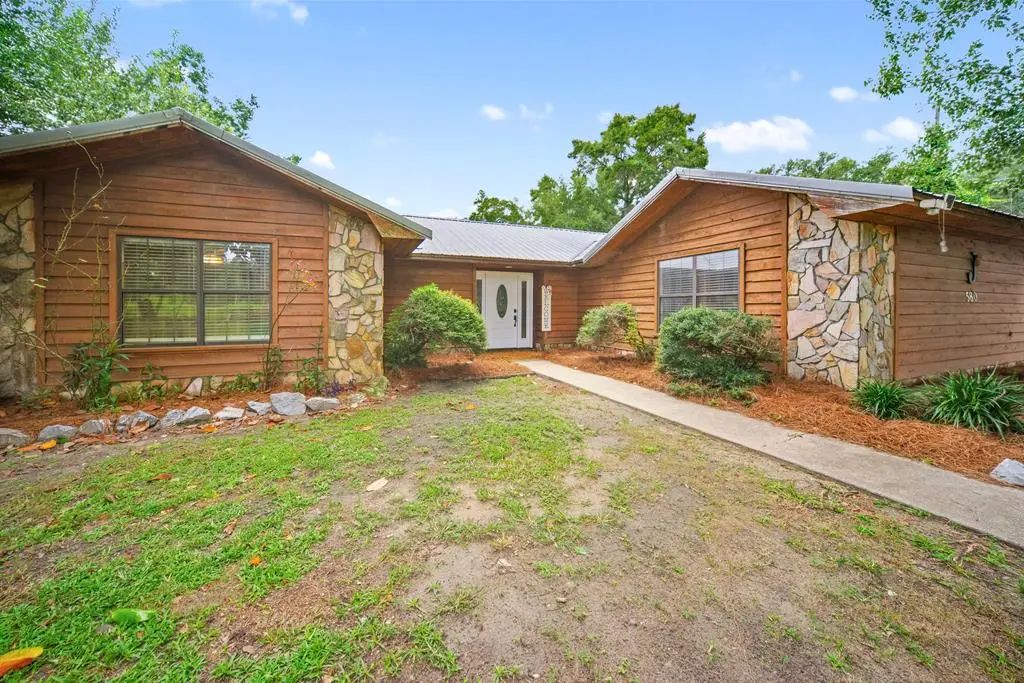 580 Old Transfer Rd, Wewahitchka