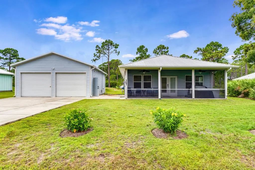 727 Timber Ridge Ct, Eastpoint