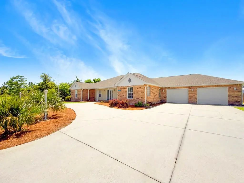 402 Texas Dr, Mexico Beach