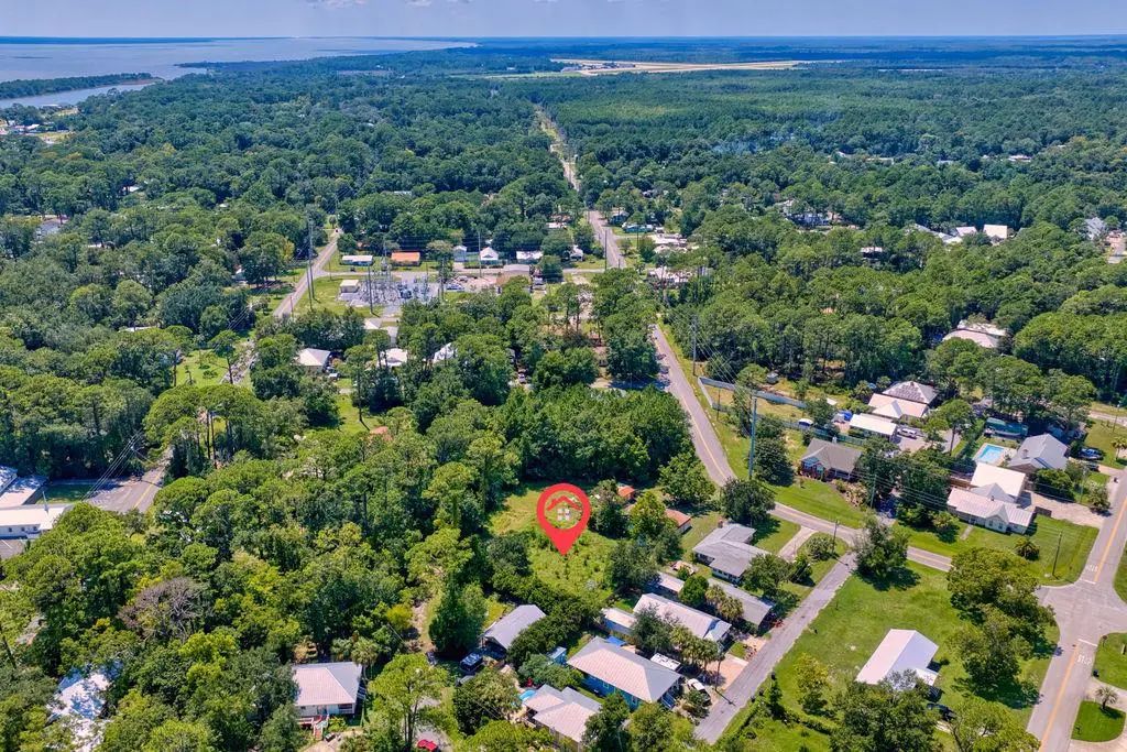 225 B Ave G, Apalachicola