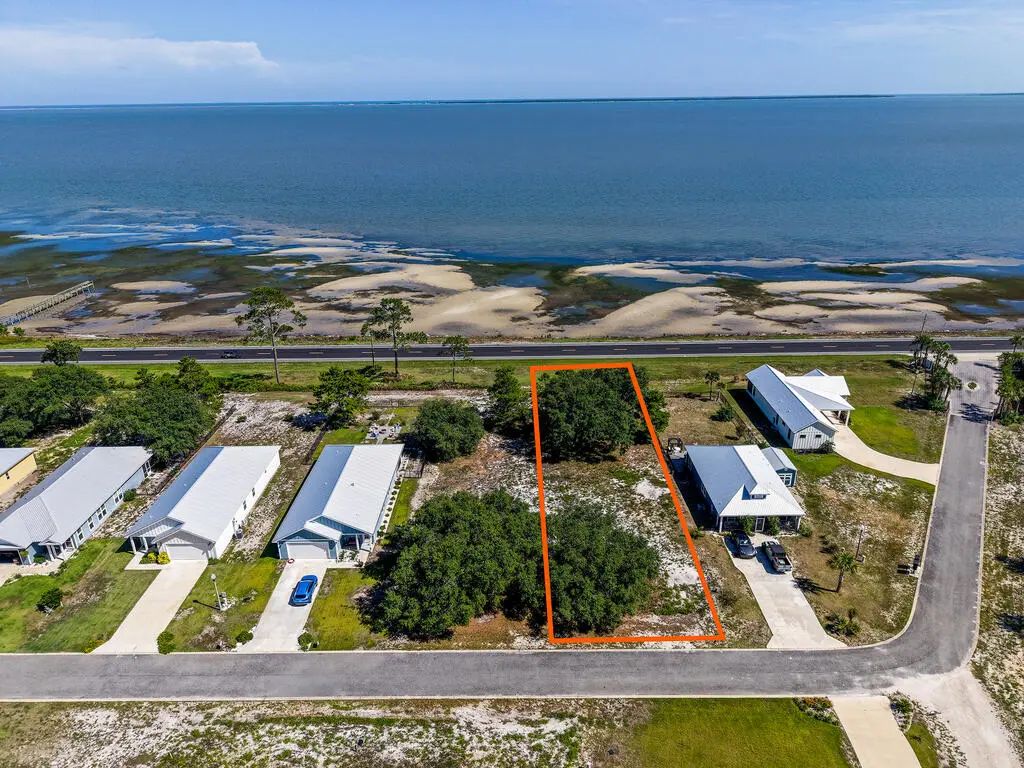 1688 St George's Ct, Eastpoint