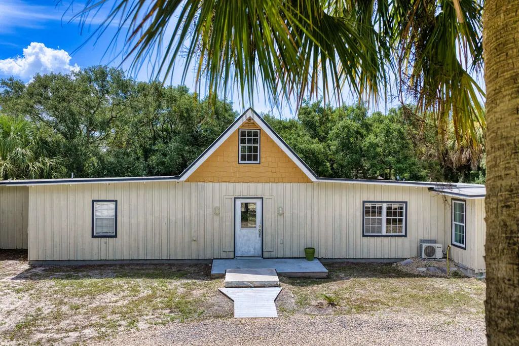 316 W Pine Ave, St. George Island