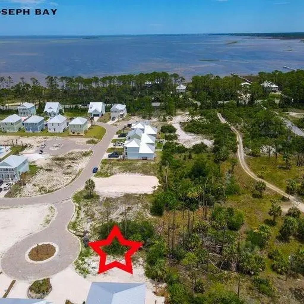180 Las Palamas Ln, Port St. Joe