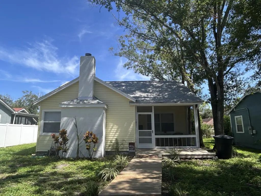 1821 34th Ave N, St. Petersburg