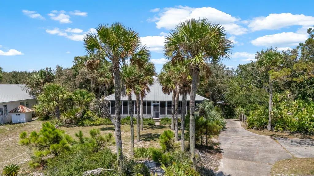 891 Indian Pass Rd, Port St. Joe