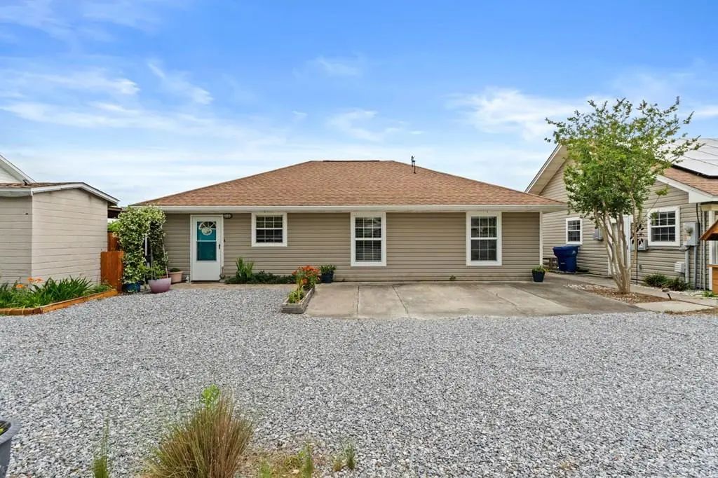 1005 Cypress Ln, Mexico Beach