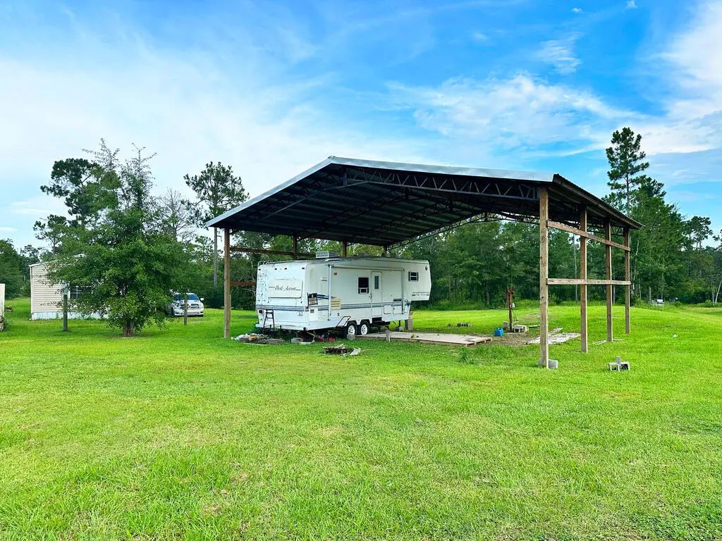 1802 Stone Mill Creek Rd, Wewahitchka