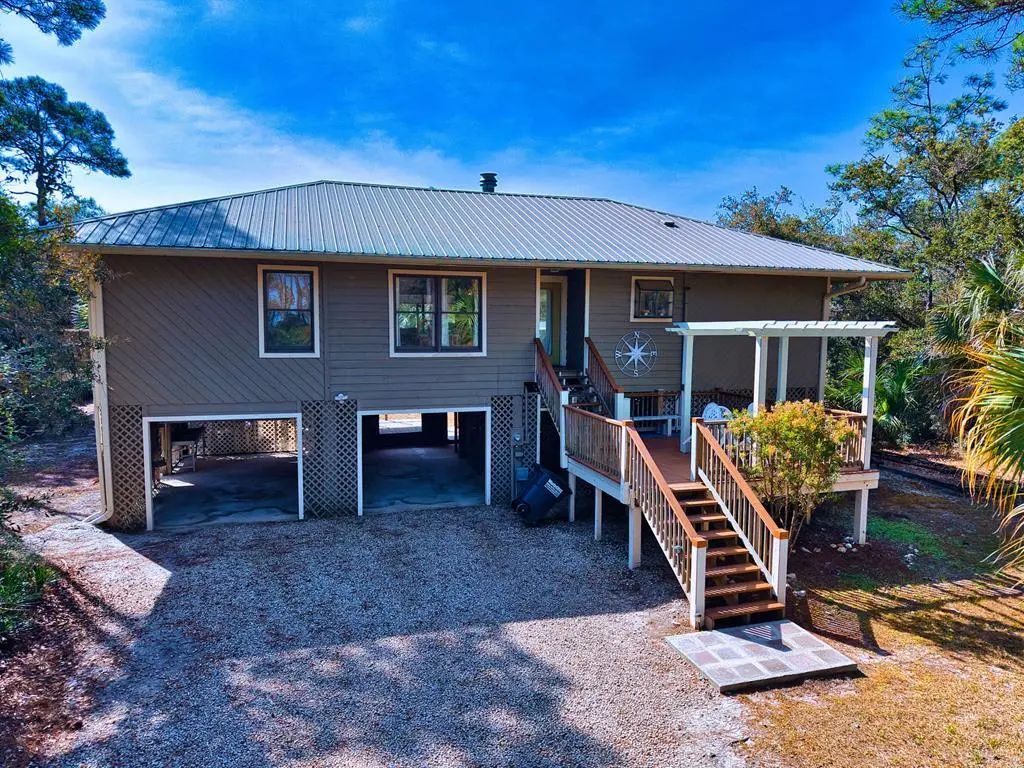 848 E Pine Ave, St. George Island