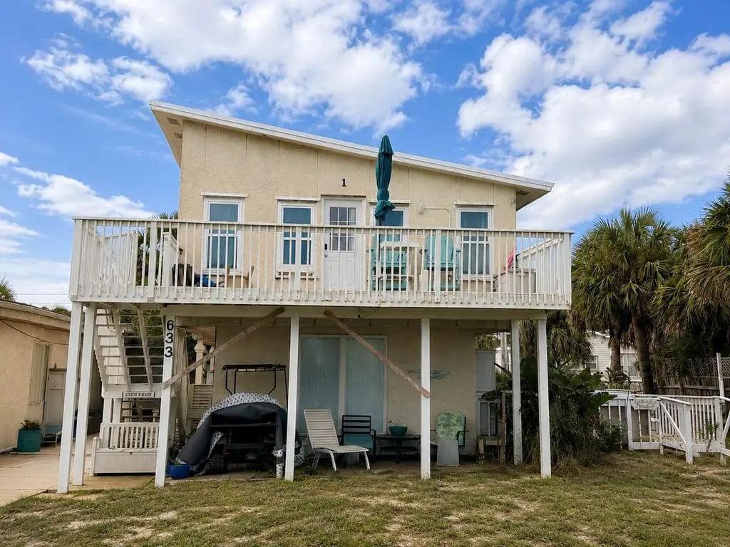 633 E Gorrie Dr, St. George Island