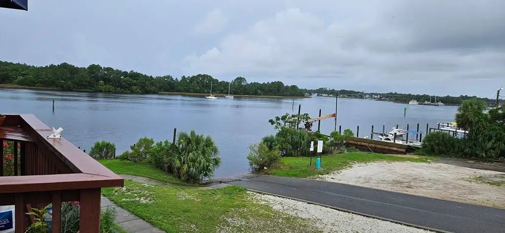 401 St James Ave, Carrabelle