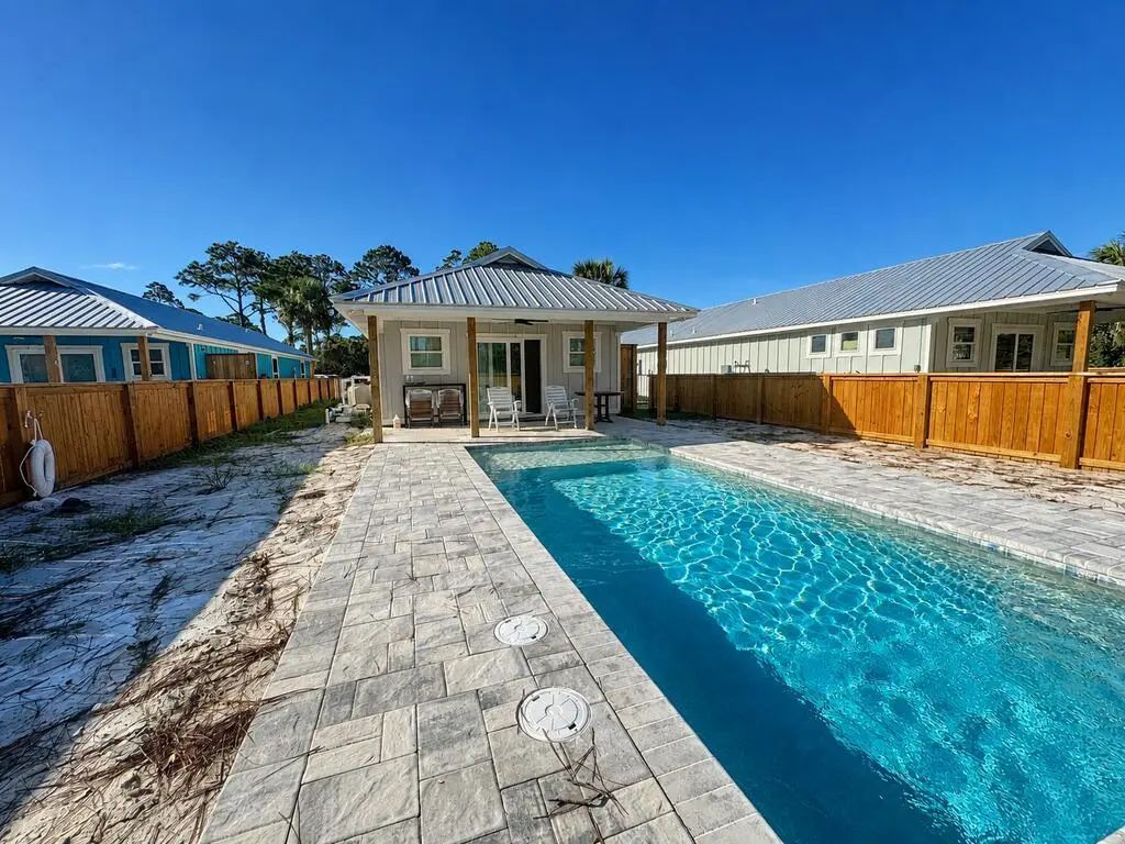 155 Beach St, Port St. Joe
