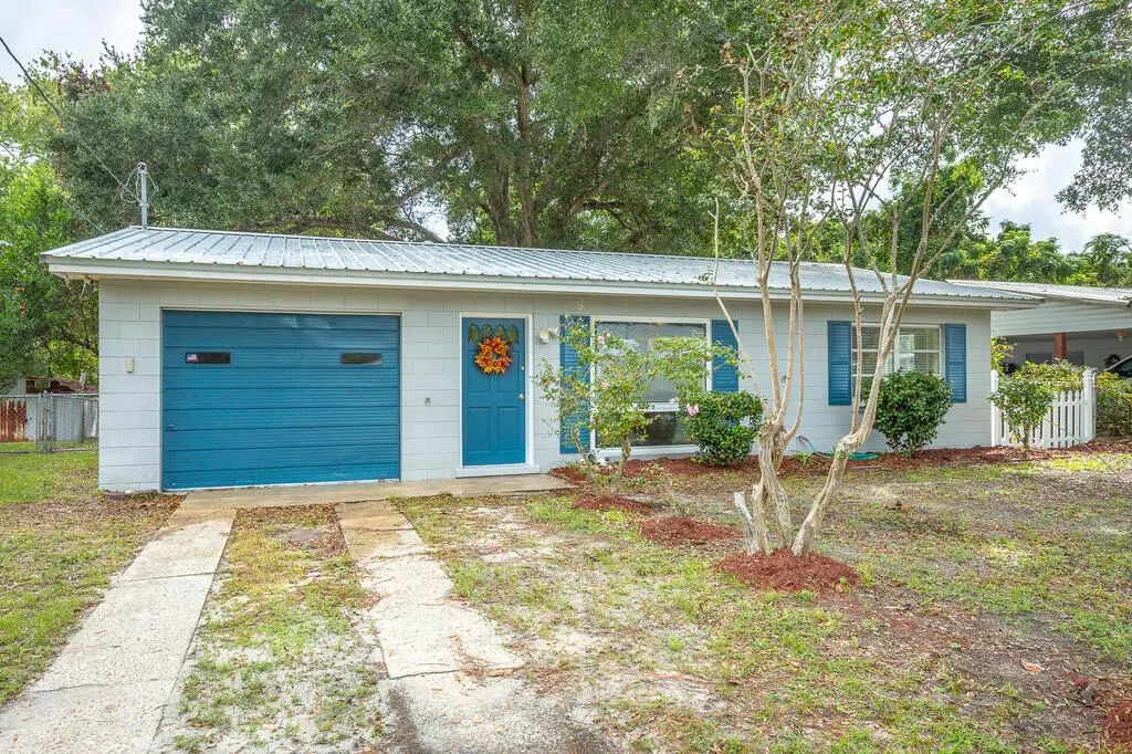 167 Carl King Ave, Carrabelle