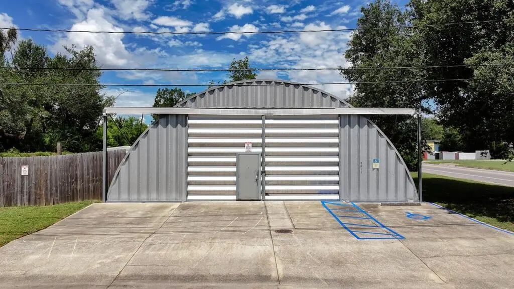 2611 E 6th St, Panama City