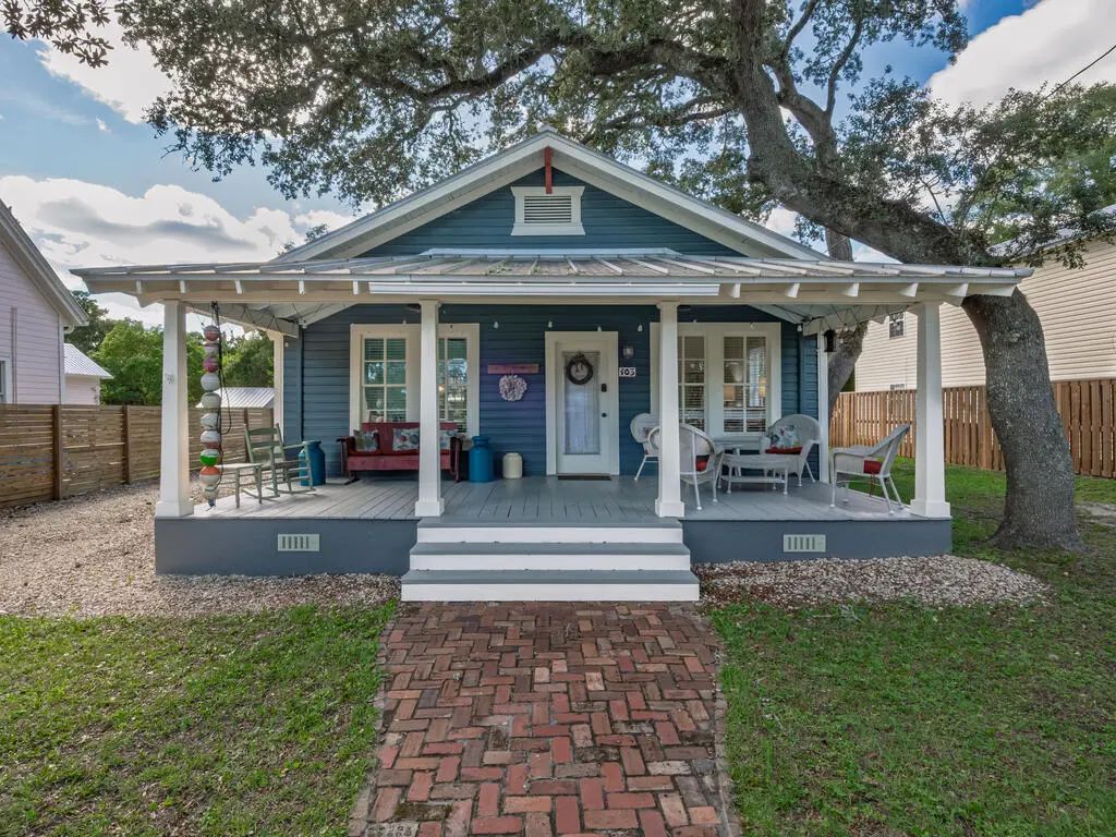 403 Tallahassee St, Carrabelle