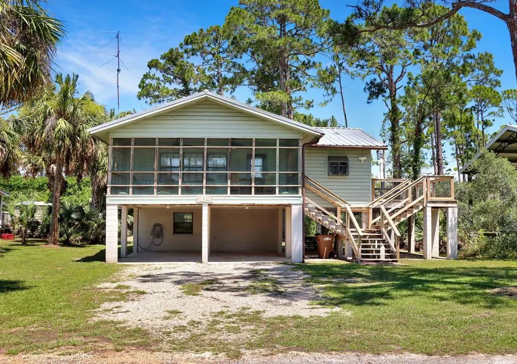 134 S Palm St, Port St. Joe