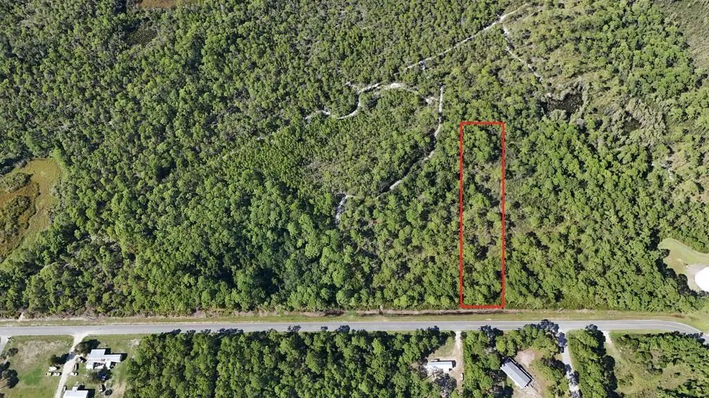 265 Twin Lakes Rd, Eastpoint