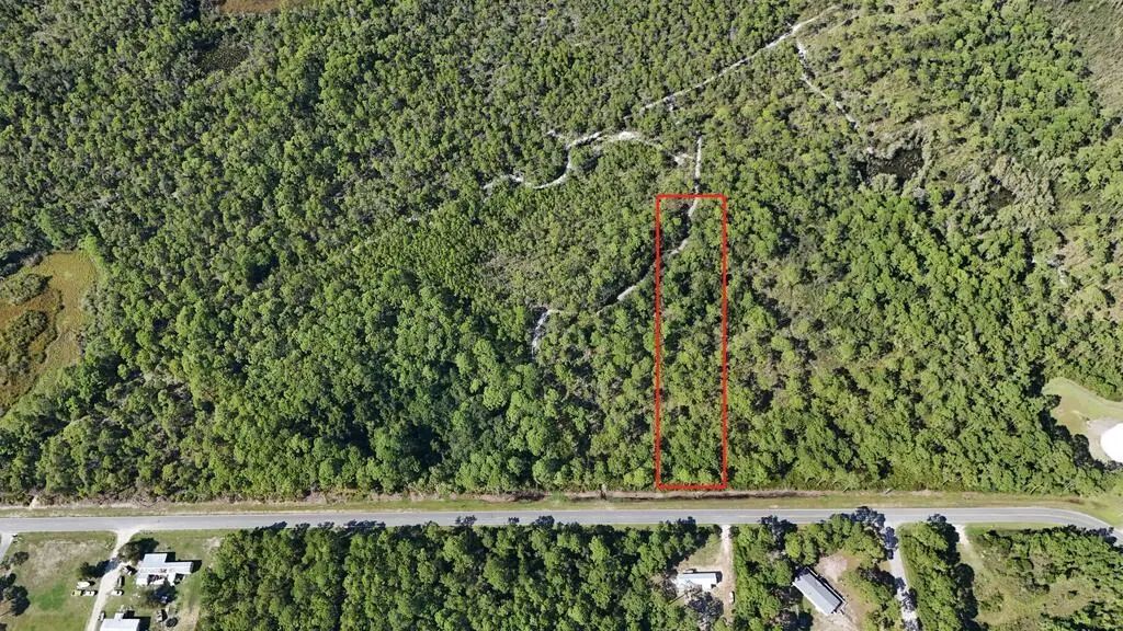 259 Twin Lakes Rd, Eastpoint