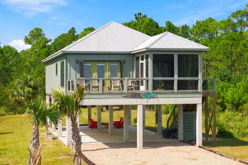 2315 Hwy 98 W, Carrabelle