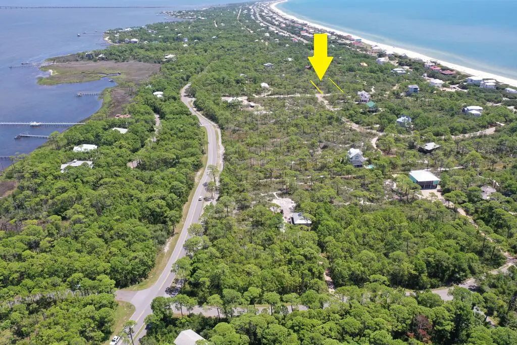 1320 Azalea Dr, St. George Island