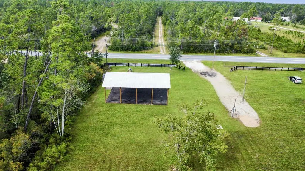 8990 Cr 386 N, Wewahitchka