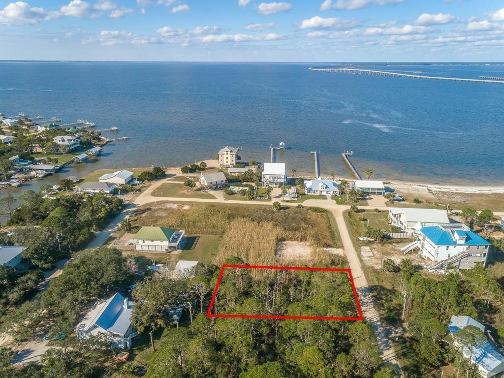 308 Quinn St, St. George Island