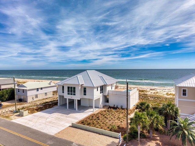 424 E Gorrie Dr, St. George Island