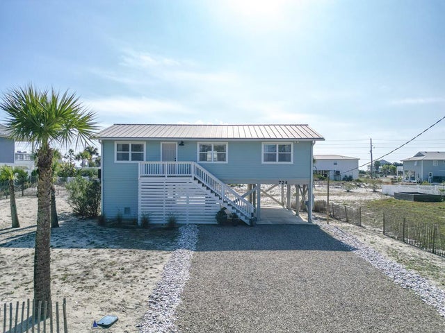 724 E Pine Ave, St. George Island