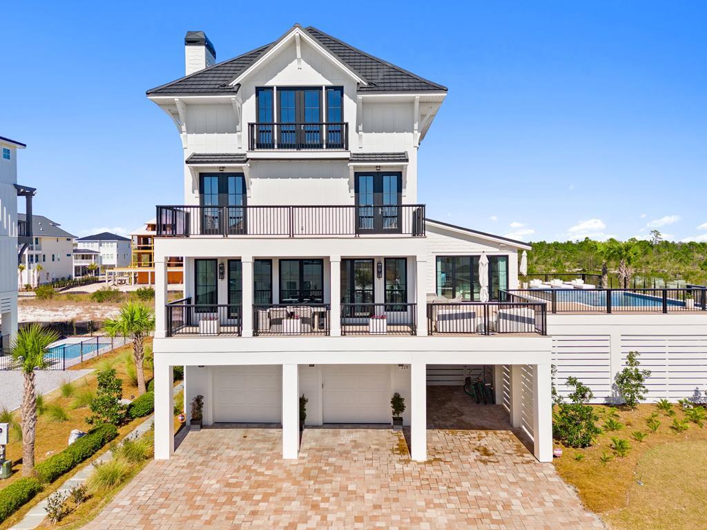 229 Dunes Dr, Mexico Beach