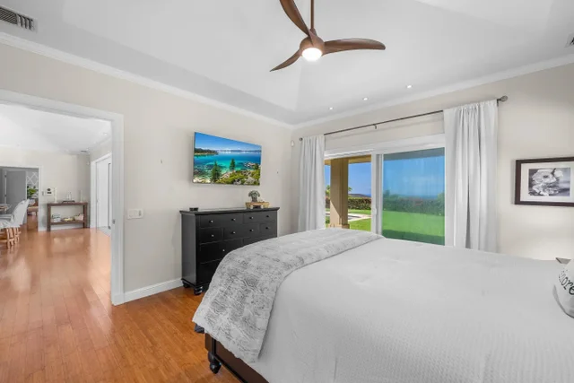 Listing Image for 11 Pua Niu Way B 11 of 40