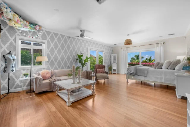 Listing Image for 11 Pua Niu Way B 18 of 40