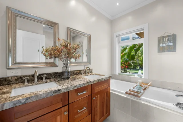 Listing Image for 11 Pua Niu Way B 24 of 40