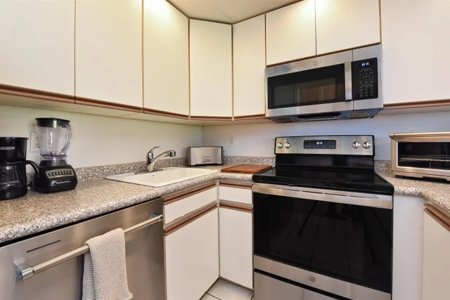 Listing Image for 2481 Kaanapali Pkwy 111 6 of 21