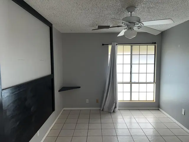 Listing Image for 140 Uwapo Rd 22-202 13 of 21