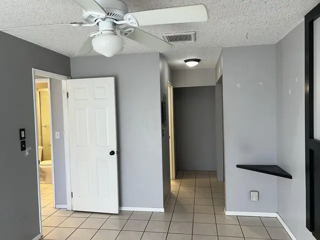 Listing Image for 140 Uwapo Rd 22-202 14 of 21