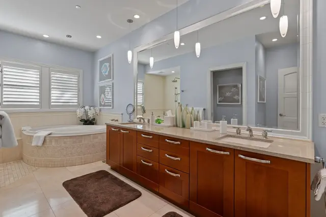 Listing Image for 23 Makakehau St L3 31 of 47