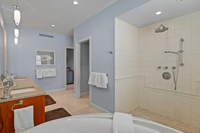 Listing Image for 23 Makakehau St L3 33 of 47