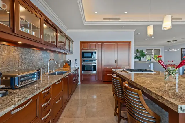Listing Image for 23 Makakehau St L3 8 of 47