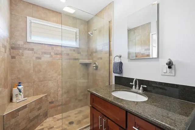 Listing Image for 25 Wailana Pl 6 35 of 39