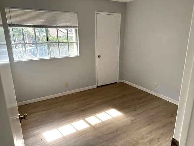 Listing Image for 140 Uwapo Rd 36-202 9 of 17