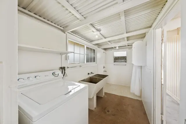 Listing Image for 451 Lauone Pl 29 of 34