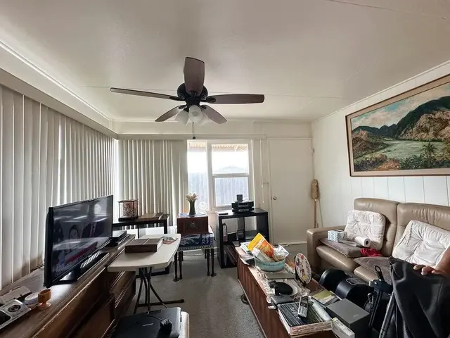 Listing Image for 35 Lehuapueo Pl 12 of 34