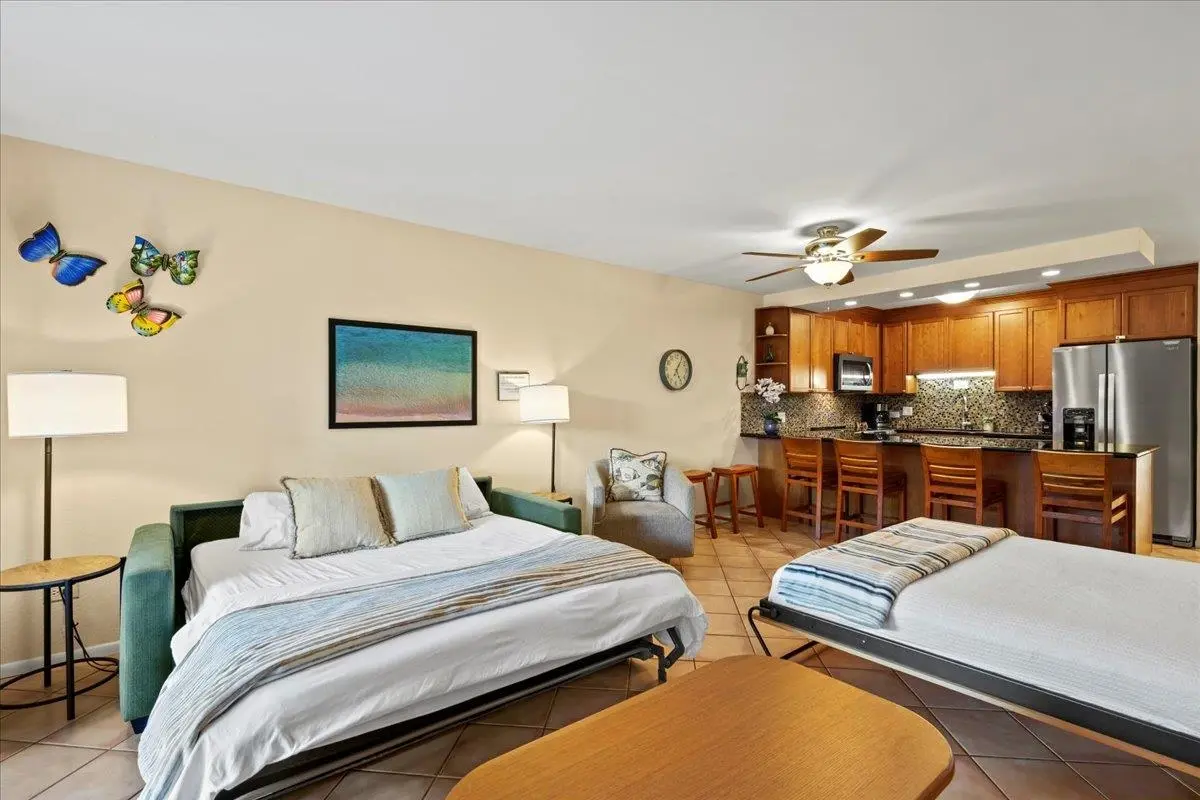 Photo of Listing #408060