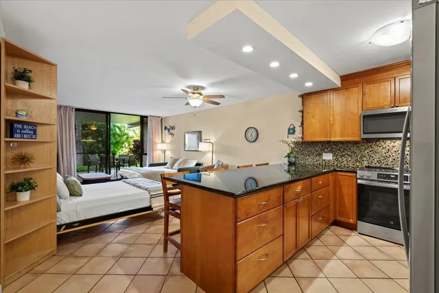 Listing Image for 2695 S Kihei Rd 6-109 11 of 49