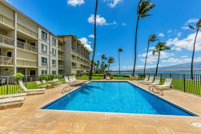 Listing Image for 70 Hauoli St 220 28 of 50