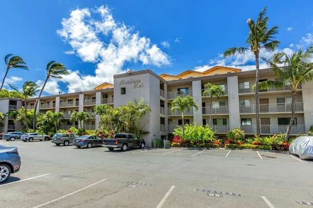 Listing Image for 70 Hauoli St 220 30 of 50