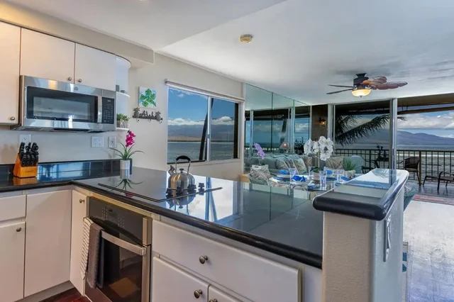 Listing Image for 70 Hauoli St 220 4 of 50